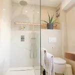 Gasthuis Shiny Singapore - - Doppelzimmer Mit Gemeinschaftsbad