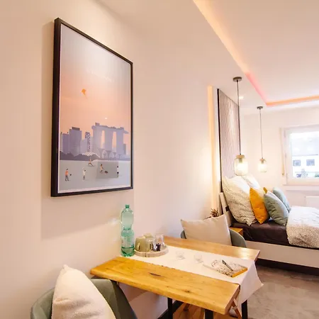 Pensjonat Shiny Singapore - - Doppelzimmer Mit Gemeinschaftsbad