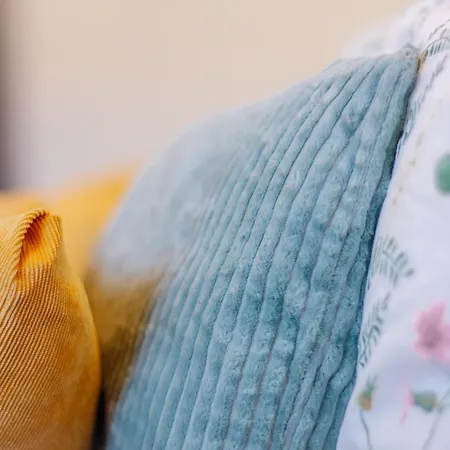 Shiny Singapore - - Doppelzimmer Mit Gemeinschaftsbad *