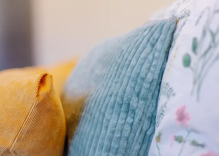 Shiny Singapore - - Doppelzimmer Mit Gemeinschaftsbad *